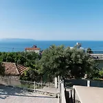 Lakis * Vlachata