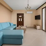 Lakis Апартаменты *