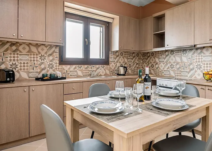 Lakis Βλαχάτα