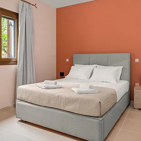 Apartament Lakis